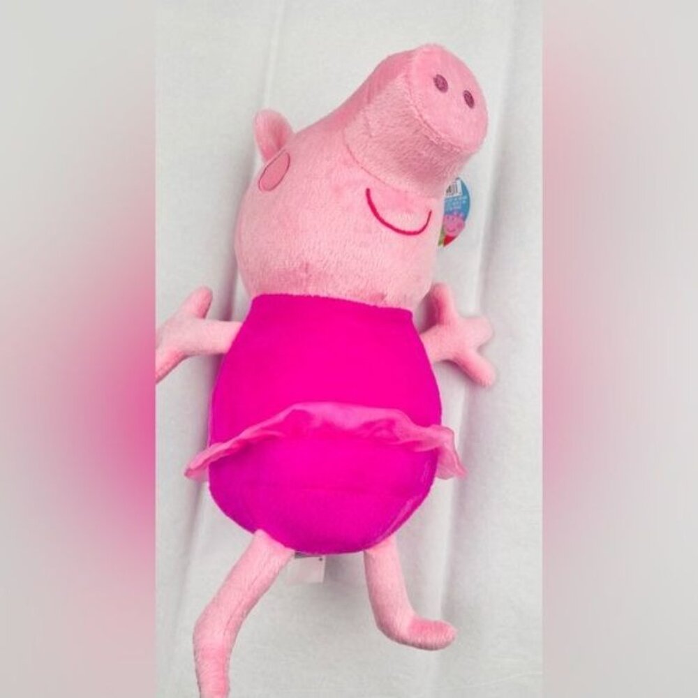 Cute Peppa pig ballet plush 9” - Picture 2 of 9